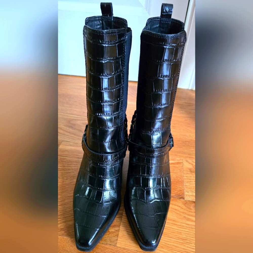 ALDO Campera Leather Boots